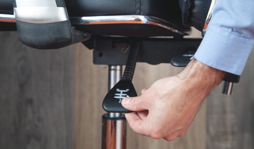 How to adjust the seat height of your chair